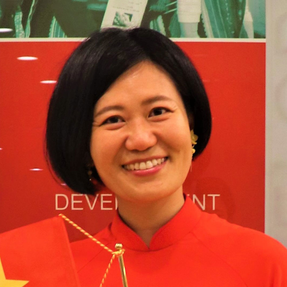 種市 香織さん