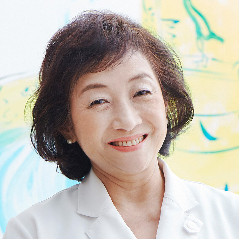 対馬 ルリ子(当会会長)